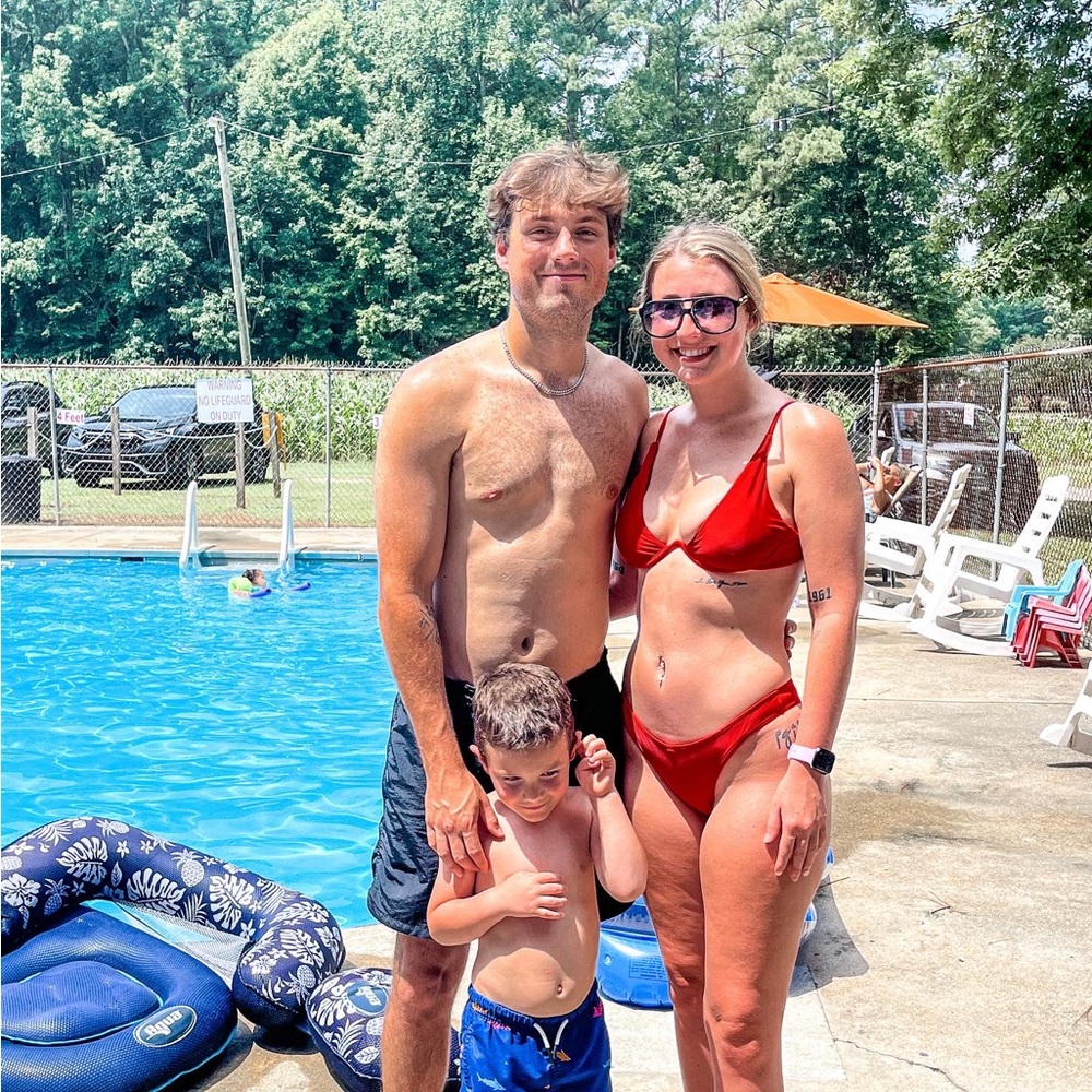 Meet your Posher, Nikki